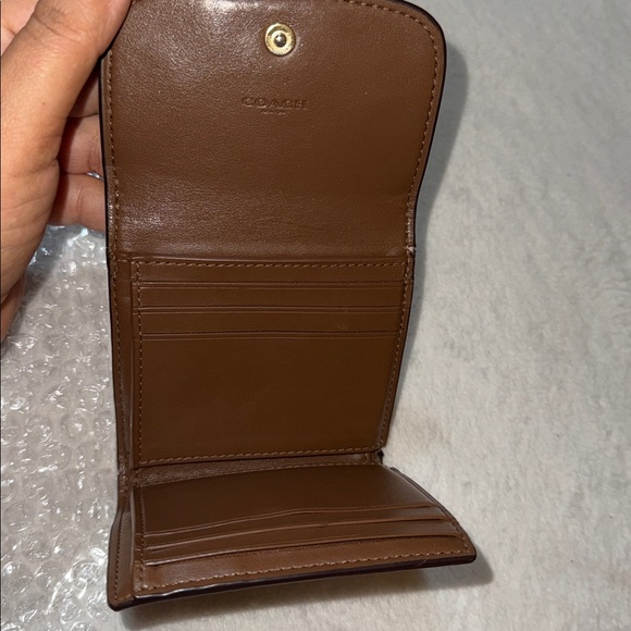 Coach Brown and Tan Signature Compact Coated Canvas and Leather Wallet EUC - Picture 10 of 15